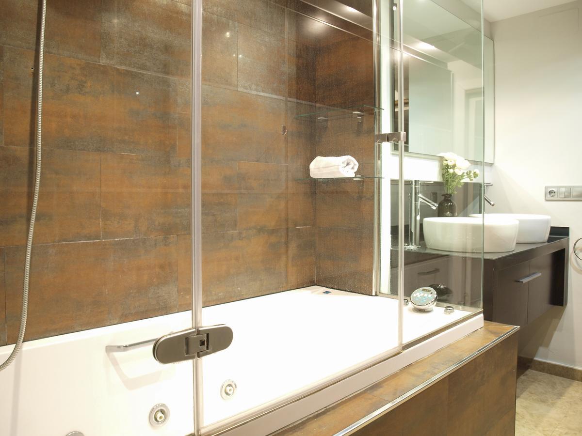 Apartup Aquarium City บาเลนเซีย ภายนอก รูปภาพ